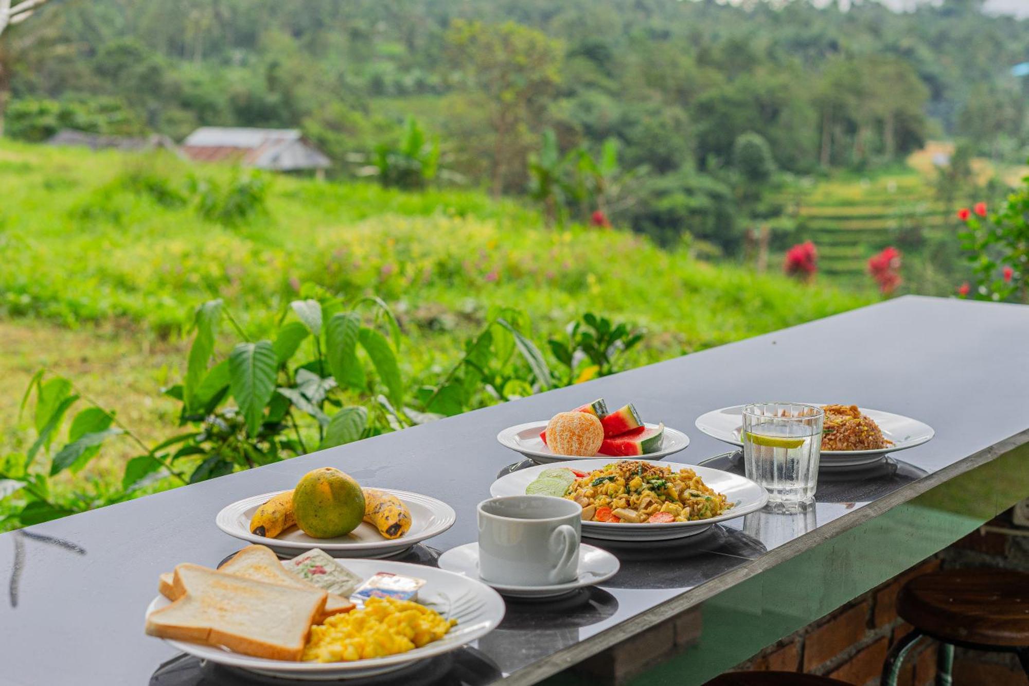 Santya Loka Lodge & Twin Waterfall Джатилувих Номер фото